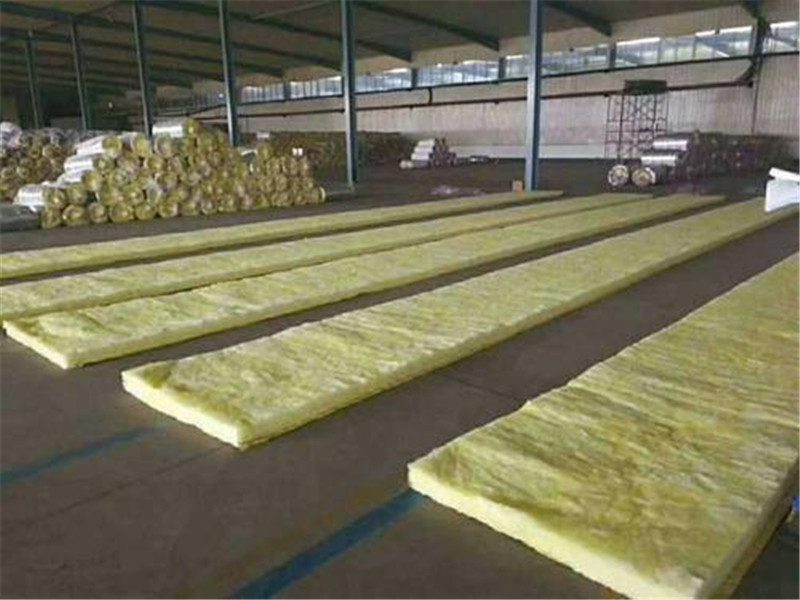 高品質(zhì)玻璃棉卷氈